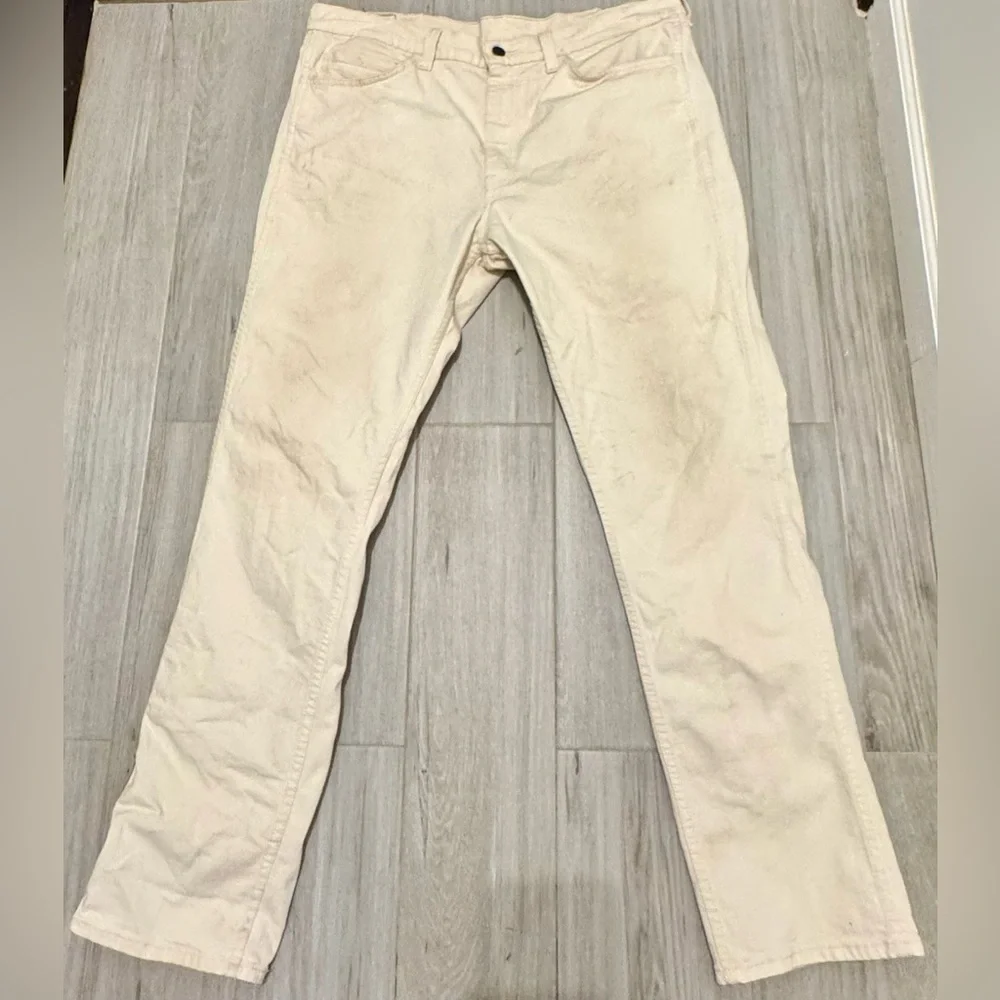 Levis relaxed fit